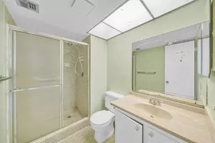 3070 NW 48th Terrace, Lauderdale Lakes, FL 33313 - Photo 16