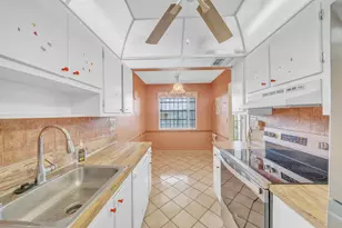 3070 NW 48th Terrace, Lauderdale Lakes, FL 33313 - Photo 18