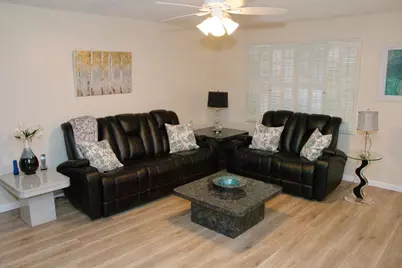 133 Flanders C, Delray Beach, FL 33484 - Photo 4
