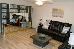 133 Flanders C, Delray Beach, FL 33484 - Photo 4