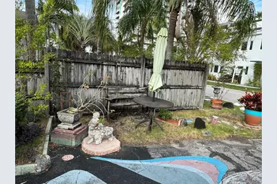 717 NE 5th Avenue #2, Fort Lauderdale, FL 33304 - Photo 2