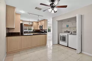 9812 NW 2nd Ct, Plantation, FL 33324 - Photo 10