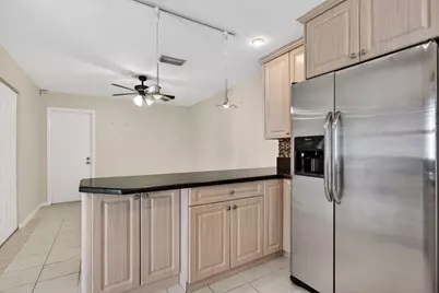9812 NW 2nd Court, Plantation, FL 33324 - Photo 4