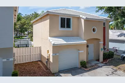 9812 NW 2nd Court, Plantation, FL 33324 - Photo 2