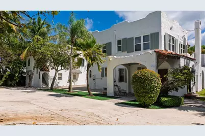 717 Forest Hill Boulevard, West Palm Beach, FL 33405 - Photo 2