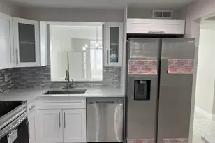 24 Abbey Ln, Delray Beach, FL 33446 - Photo 1