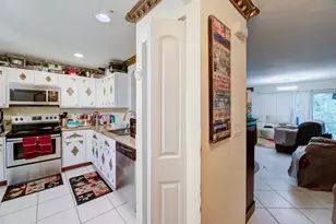 7118 Hawks Nest Terrace, Riviera Beach, FL 33407 - Photo 12