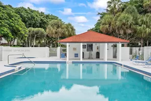385 NW 36th Ave, Deerfield Beach, FL 33442 - Photo 38