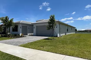 12449 SW La Costa St, Port Saint Lucie, FL 34987 - Photo 2