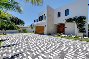 855 NW 4th Ave, Boca Raton, FL 33432 - Photo 1