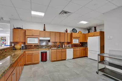 405 N Ocean Boulevard #305, Pompano Beach, FL 33062 - Photo 28