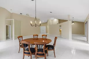 1500 Lacosta Dr W, Pembroke Pines, FL 33027 - Photo 16