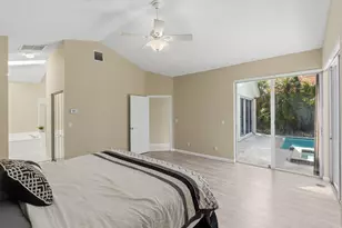 1500 Lacosta Dr W, Pembroke Pines, FL 33027 - Photo 22