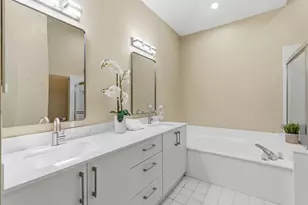 1500 Lacosta Dr W, Pembroke Pines, FL 33027 - Photo 22