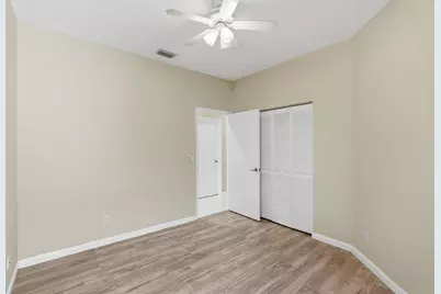 1500 Lacosta Drive W, Pembroke Pines, FL 33027 - Photo 32