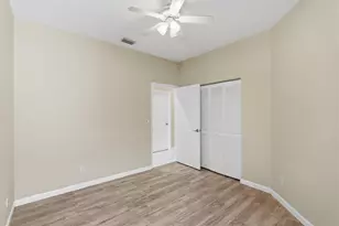 1500 Lacosta Dr W, Pembroke Pines, FL 33027 - Photo 32