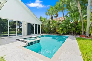 1500 Lacosta Dr W, Pembroke Pines, FL 33027 - Photo 36