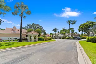 1500 Lacosta Dr W, Pembroke Pines, FL 33027 - Photo 48