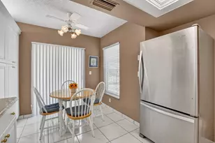 10953 Lake Front Pl, Boca Raton, FL 33498 - Photo 14