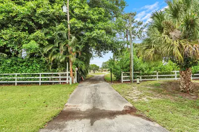 4529 Square Lake Drive, Palm Beach Gardens, FL 33418 - Photo 6