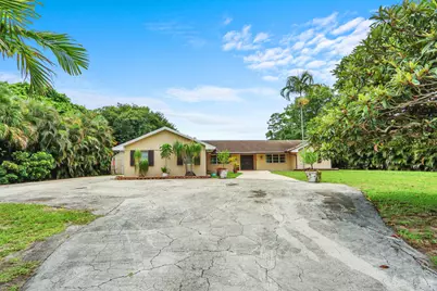 4529 Square Lake Drive, Palm Beach Gardens, FL 33418 - Photo 2