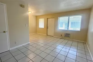 717 SE 16th St, Fort Lauderdale, FL 33316 - Photo 2