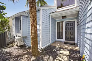 537 Goldenwood Way, Wellington, FL 33414 - Photo 6