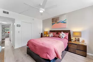3900 Oaks Clubhouse Dr, Pompano Beach, FL 33069 - Photo 20