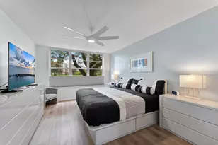 3900 Oaks Clubhouse Dr, Pompano Beach, FL 33069 - Photo 22