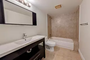 3119 Oakland Shores Dr, Oakland Park, FL 33309 - Photo 12