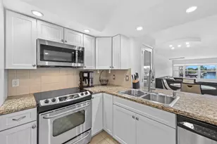 3121 NE 51st St, Fort Lauderdale, FL 33308 - Photo 12