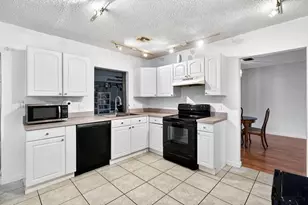 4639 Franwood Dr, Delray Beach, FL 33445 - Photo 8