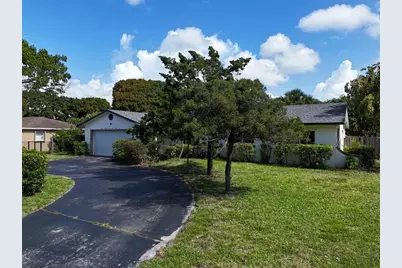 4639 Franwood Drive, Delray Beach, FL 33445 - Photo 2