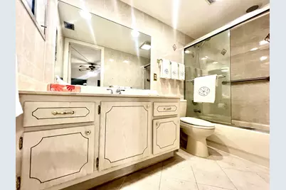 2026 Oakridge D, Deerfield Beach, FL 33442 - Photo 24