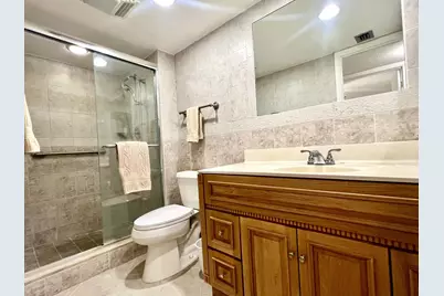 2026 Oakridge D, Deerfield Beach, FL 33442 - Photo 38
