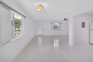 265 Burgundy, Delray Beach, FL 33484 - Photo 18