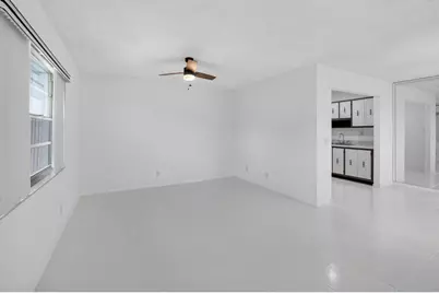 265 Burgundy #F, Delray Beach, FL 33484 - Photo 10