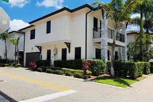 8288 NW 44th Terrace, Doral, FL 33166 - Photo 4