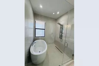 8288 NW 44th Terrace, Doral, FL 33166 - Photo 28