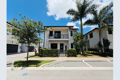 8288 NW 44th Terrace, Doral, FL 33166 - Photo 2