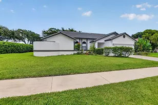 19700 Sedgefield Terrace, Boca Raton, FL 33498 - Photo 2