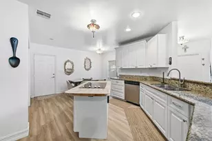 4419 Hidden Harbour Terrace, Dania Beach, FL 33312 - Photo 32