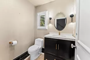 3 Isla Bahia Dr, Fort Lauderdale, FL 33316 - Photo 20