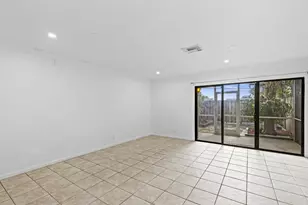 814 Hill Dr, West Palm Beach, FL 33415 - Photo 12
