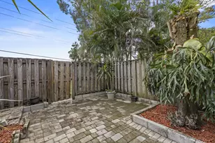 814 Hill Dr, West Palm Beach, FL 33415 - Photo 28