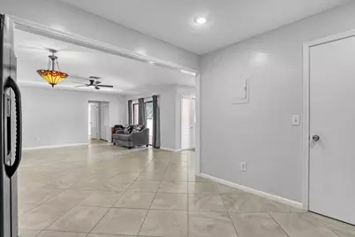 8184 Ambach Way, Hypoluxo, FL 33462 - Photo 18