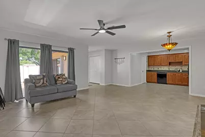 8184 Ambach Way, Hypoluxo, FL 33462 - Photo 14