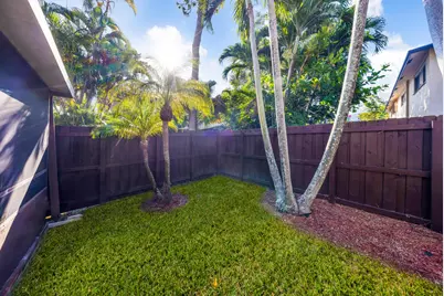 2124 NE 9th Avenue, Wilton Manors, FL 33305 - Photo 4