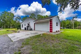 13387 N 68th St Street N, The Acreage, FL 33412 - Photo 2