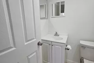 211 E Saxony Ln, Delray Beach, FL 33446 - Photo 12